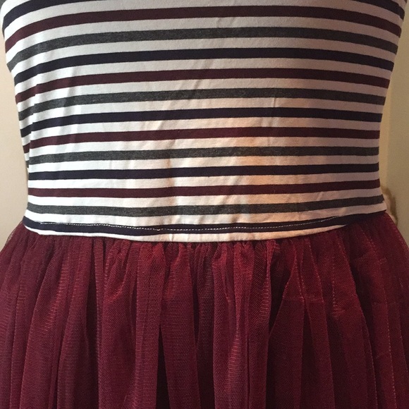 🚫 SOLD 🚫 Mystree Tulle dress - Picture 2 of 2